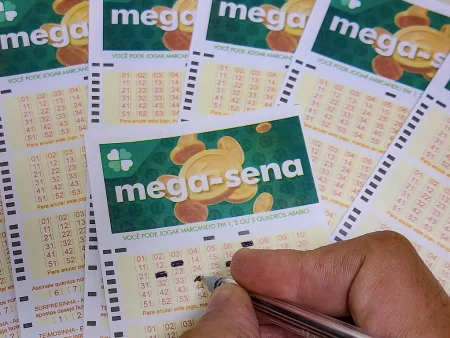 Mega-Sena sorteia prêmio de R$ 62 milhões neste sábado – Aposta News