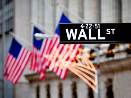 Bolsas dos EUA sobem após Trump descartar uso de força para assumir controle da Groenlândia – Aposta News